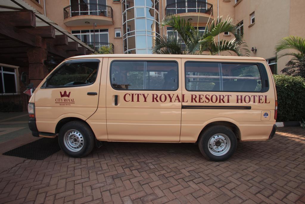 City Royal Resort Hotel Kyambogo  외부 사진