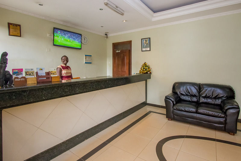 City Royal Resort Hotel Kyambogo  외부 사진