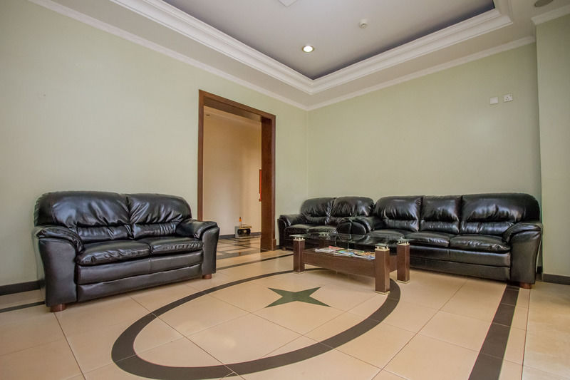 City Royal Resort Hotel Kyambogo  외부 사진